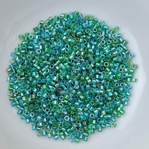 11/0 Delica - Spkl Lined Aqua Fresco Mix (aqua teal green) DB0984 - The Bead N Crystal & Enclave Gems