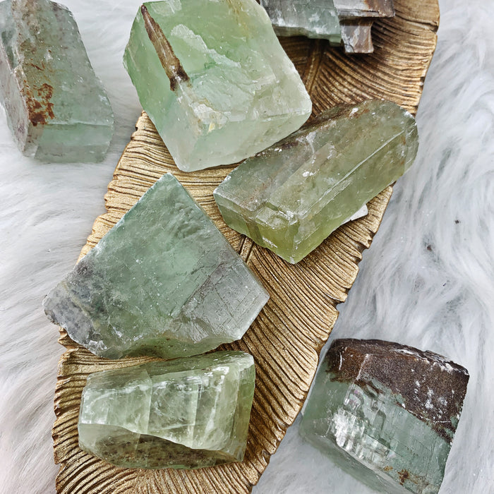 Emerald Calcite (898)