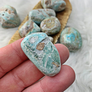 Caribbean Calcite Tumbled Stone (921) - The Bead Shoppe
